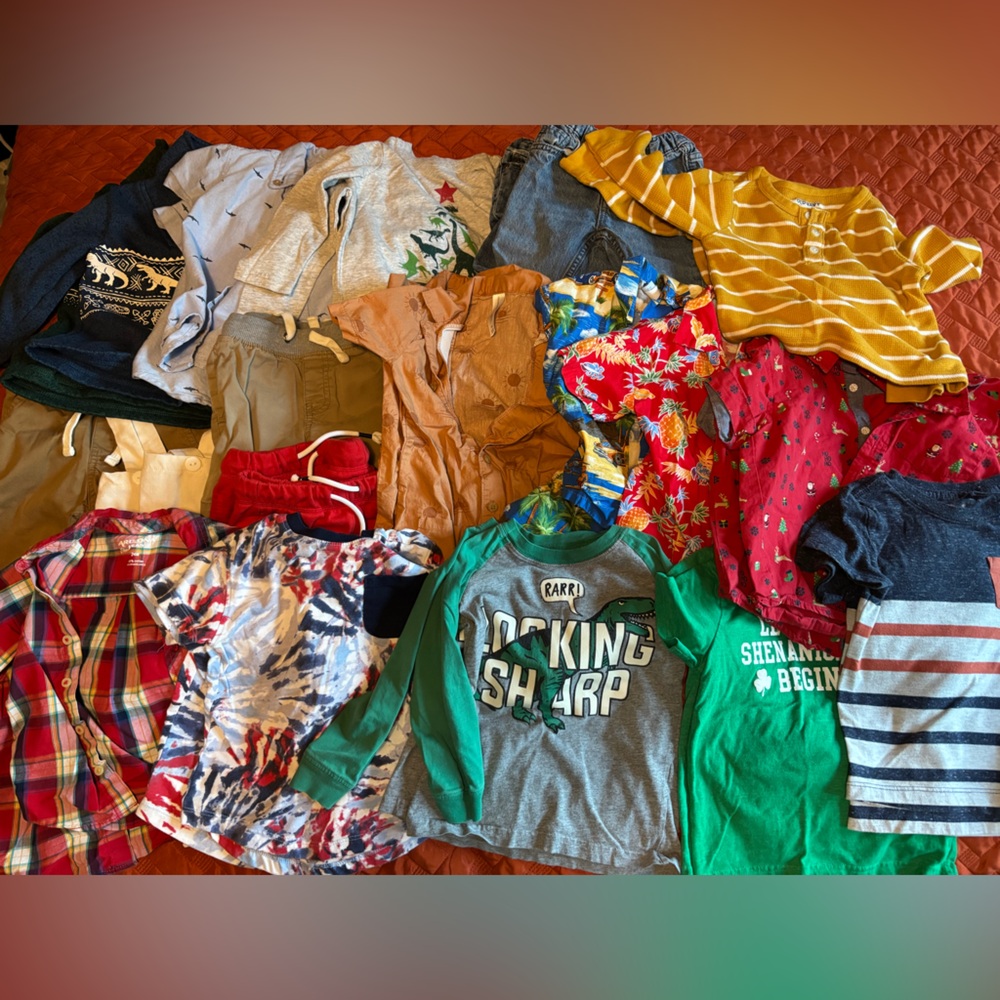 ⭐️⭐️Old Navy Cat&Jack Jumping Beans boy’s 24 month/2T lot for twins 17 sets⭐️⭐️